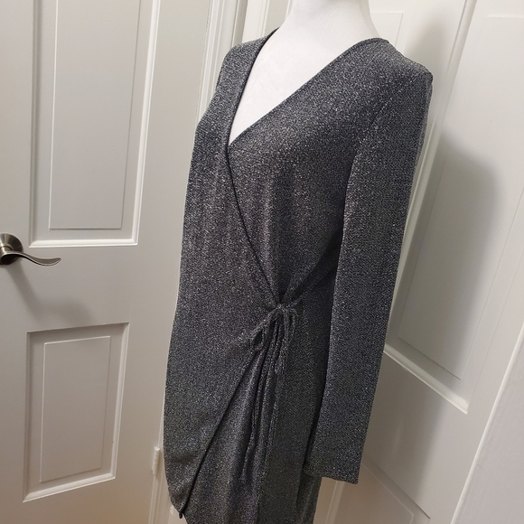 NWT H&M Divided Black With Silver Sparkles Wrap Tie Short Dress Size Med Ret $25 - Picture 3 of 11